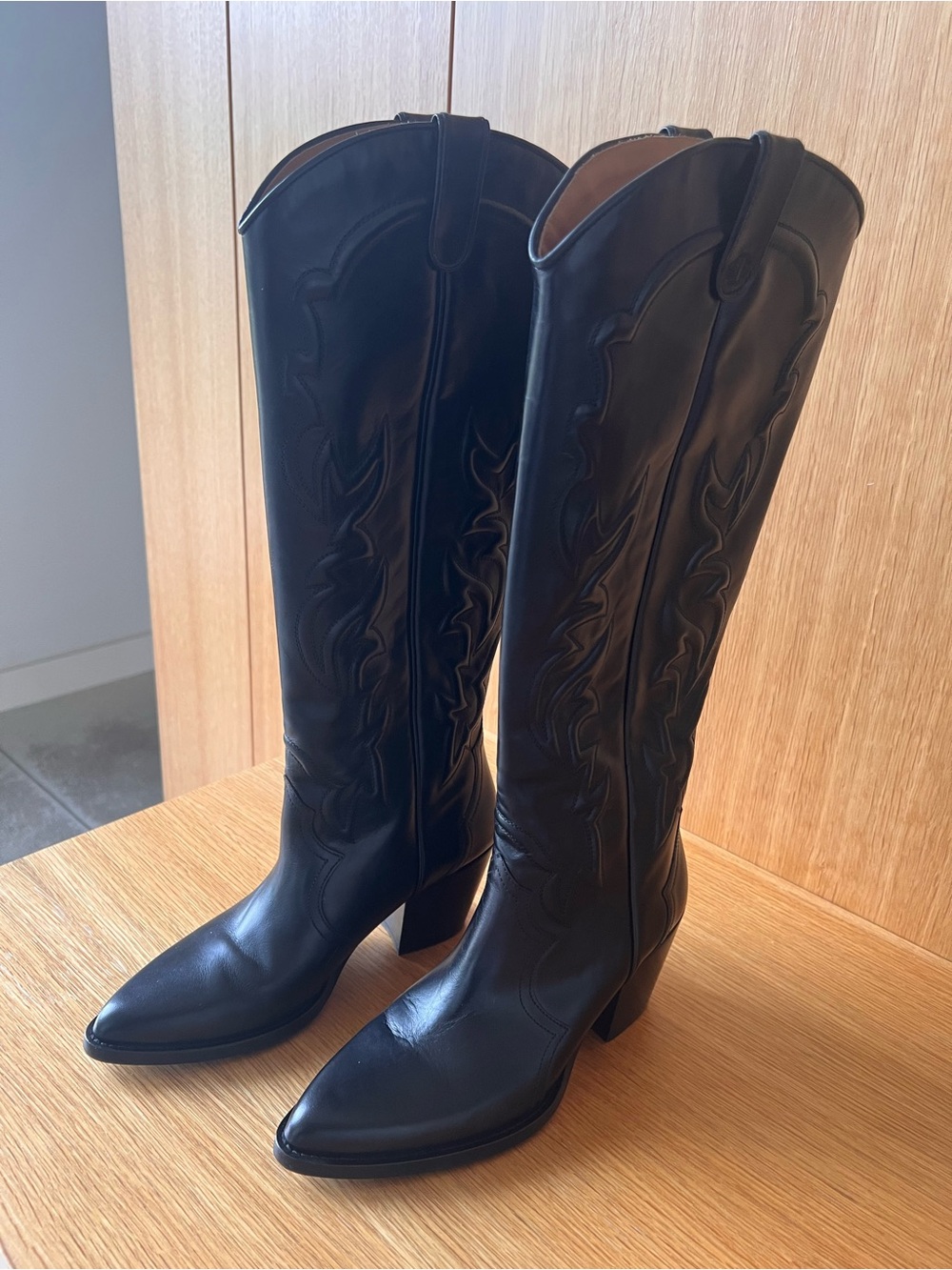 Maje Black Leather Knee-High Western Boots - Picture 3 of 7